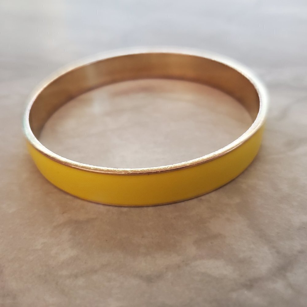 💛 Vintage 1990s 90s J.Crew Yellow Enamal Skinny Bangle Bracelet 💛 - Picture 3 of 9
